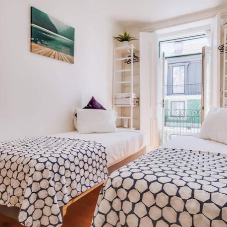 3 Bedroom Apartment In Baixa With River View Lisbon Exterior photo